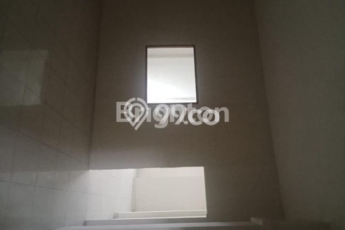 Unit Komersial Disewakan di Jakarta Timur Kawasan Strategis Harga Kompetitif Unit Komersial Disewakan di Jakarta Timur Kawasan Strategis Harga Kompetitif