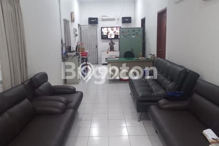 Dijual Rumah Mewah Elegan Dengan View Cantik di Tanjung Duren, Jakarta Barat Dijual Rumah Mewah Elegan Dengan View Cantik di Tanjung Duren, Jakarta Barat
