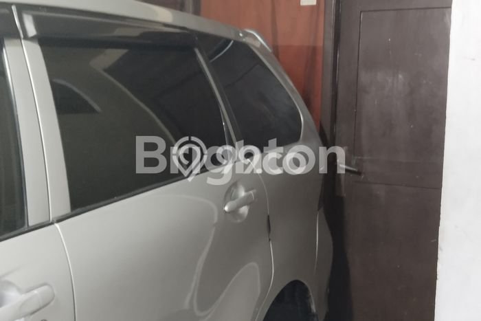 For Sale Rumah 4 Kamar Lokasi Ideal Nyaman dan Strategis di Kebon Jeruk For Sale Rumah 4 Kamar Lokasi Ideal Nyaman dan Strategis di Kebon Jeruk