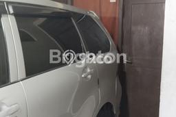 For Sale Rumah 4 Kamar Lokasi Ideal Nyaman dan Strategis di Kebon Jeruk For Sale Rumah 4 Kamar Lokasi Ideal Nyaman dan Strategis di Kebon Jeruk
