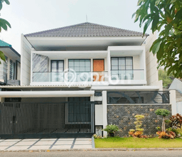 Ready to Use! Luxury House LT 300m2 Desain Elegan di Araya Ready to Use! Luxury House LT 300m2 Desain Elegan di Araya