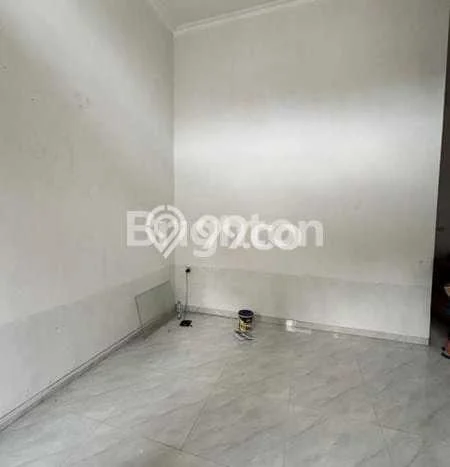 Hunian Nyaman Asri 2 KT Siap Huni di Bantaran Malang Hunian Nyaman Asri 2 KT Siap Huni di Bantaran Malang