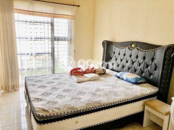 Jual Rumah Eksklusif 4 KT di Villa Puncak Tidar, Malang Jual Rumah Eksklusif 4 KT di Villa Puncak Tidar, Malang