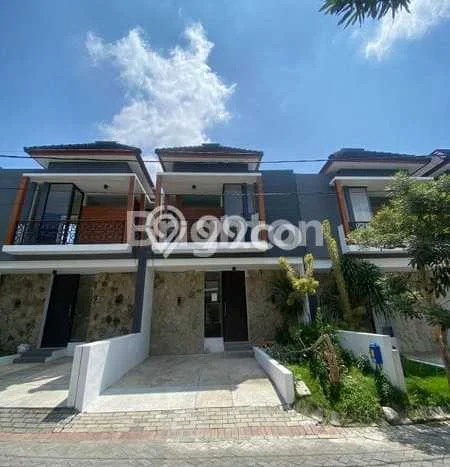 Dijual Hunian Rumah Terawat 3 KT di Tasikmadu, Malang Dijual Hunian Rumah Terawat 3 KT di Tasikmadu, Malang