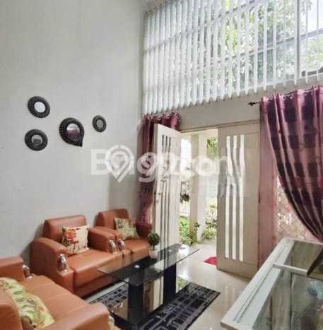 Jual Rumah Eksklusif 3 KT di Villa Puncak Tidar, Malang Jual Rumah Eksklusif 3 KT di Villa Puncak Tidar, Malang