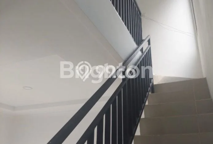 Rumah Strategis Minimalis Lb 65m2 di Semarang Selatan, Semarang Rumah Strategis Minimalis Lb 65m2 di Semarang Selatan, Semarang