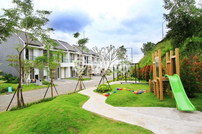 Jual Rumah Favorit Siap Huni LB 108m2 di Tembalang, Semarang Jual Rumah Favorit Siap Huni LB 108m2 di Tembalang, Semarang