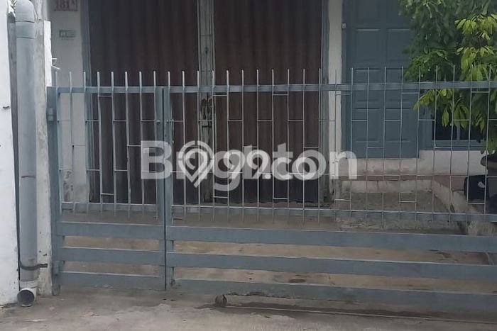 Rumah Modern 3 Kamar LT 180m2 di Jagalan Rumah Modern 3 Kamar LT 180m2 di Jagalan