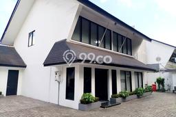 Disewakan Rumah Nyaman di Pakubuwono LT 500m2 / LB 382m2 Siap Huni Disewakan Rumah Nyaman di Pakubuwono LT 500m2 / LB 382m2 Siap Huni