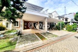 For Sale! Luxury House LT 240m2 Desain Elegan di BSD For Sale! Luxury House LT 240m2 Desain Elegan di BSD