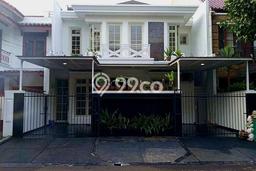 Hunian Elit LB 220m2 Siap Pakai Desain Elegan di Pondok Indah, Jakarta Selatan Hunian Elit LB 220m2 Siap Pakai Desain Elegan di Pondok Indah, Jakarta Selatan