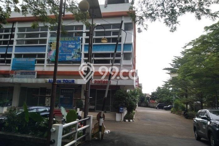 Unit Ruko Dijual di Jakarta Timur LT 72m2 & LB 200m2 Unit Ruko Dijual di Jakarta Timur LT 72m2 & LB 200m2