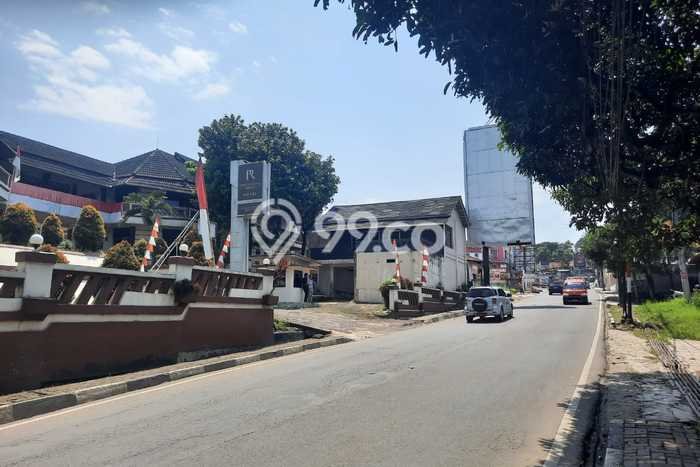 Dijual Hotel Kawasan Pandeglang, Luas 2000m2m², Kawasan Bisnis, Jalur Mudah Dijual Hotel Kawasan Pandeglang, Luas 2000m2m², Kawasan Bisnis, Jalur Mudah