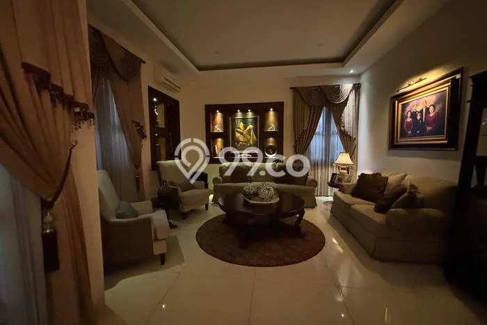 Dijual Rumah Mewah Elegan Dengan View Eksklusif di Jaka Permai, Bekasi Dijual Rumah Mewah Elegan Dengan View Eksklusif di Jaka Permai, Bekasi