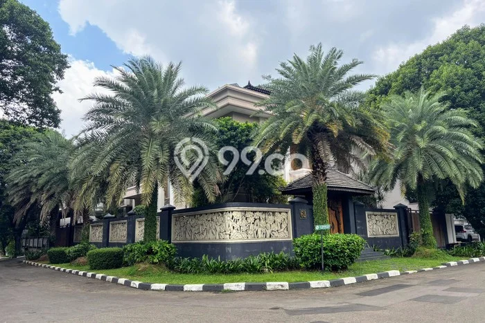 Dijual Rumah Mewah Elegan Dengan View Eksklusif di Jaka Permai, Bekasi Dijual Rumah Mewah Elegan Dengan View Eksklusif di Jaka Permai, Bekasi