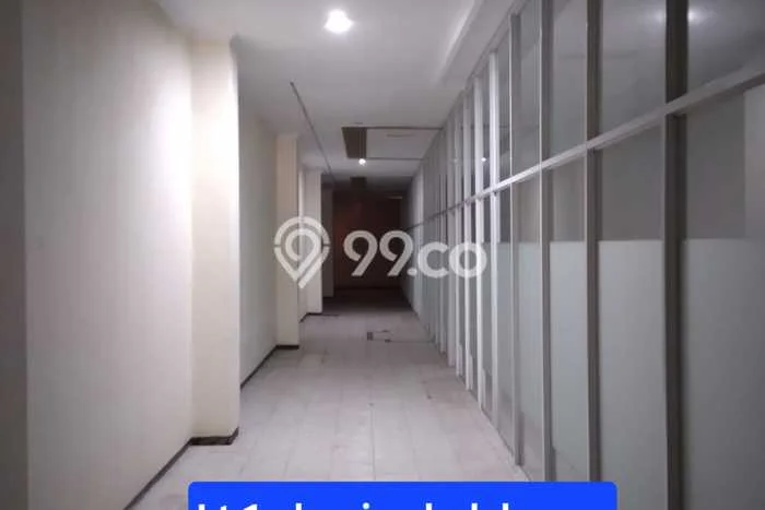 Area Strategis! Disewakan Ruko Lokasi Semarang Tengah, Semarang Cocok untuk Bisnis Area Strategis! Disewakan Ruko Lokasi Semarang Tengah, Semarang Cocok untuk Bisnis