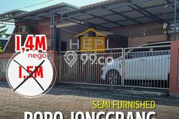 Rumah LT 165m2m² / LB 150m2m² View Kota di , Semarang Rumah LT 165m2m² / LB 150m2m² View Kota di , Semarang