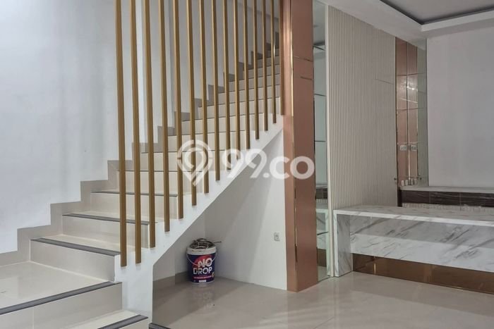 Area Ramai! Ruko Dijual di Senapelan untuk Bisnis Luas Bangunan 210m2 Area Ramai! Ruko Dijual di Senapelan untuk Bisnis Luas Bangunan 210m2
