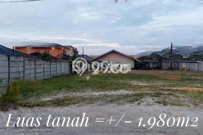Tanah Disewa di Payung Sekaki Pekanbaru dengan Luas 1950m2 Tanah Disewa di Payung Sekaki Pekanbaru dengan Luas 1950m2