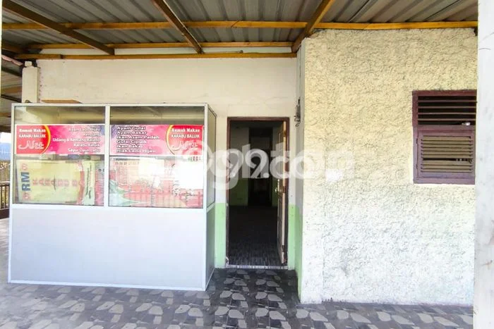 Rumah Cantik Siap Pakai Di Senapelan Luas 230m2 Aman Rumah Cantik Siap Pakai Di Senapelan Luas 230m2 Aman
