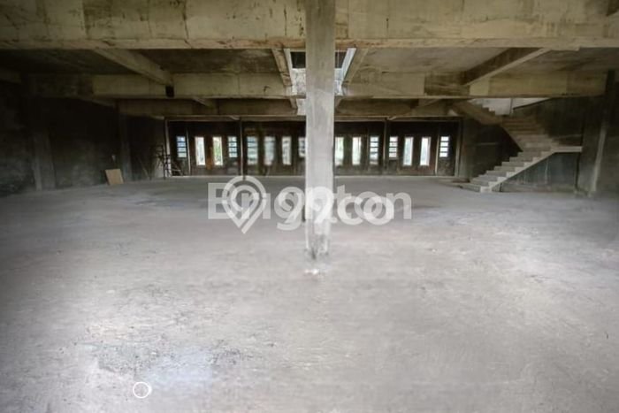 Untuk Disewa Ruko di Marpoyan Damai Pekanbaru LT 750m2, LB 1440m2 Untuk Disewa Ruko di Marpoyan Damai Pekanbaru LT 750m2, LB 1440m2