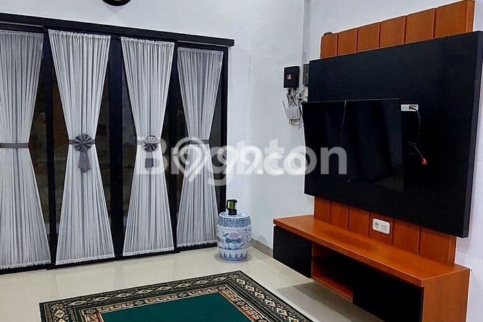 Lokasi strategis! Rumah siap huni disewakan di Marpoyan Damai LB 120m2 Lokasi strategis! Rumah siap huni disewakan di Marpoyan Damai LB 120m2