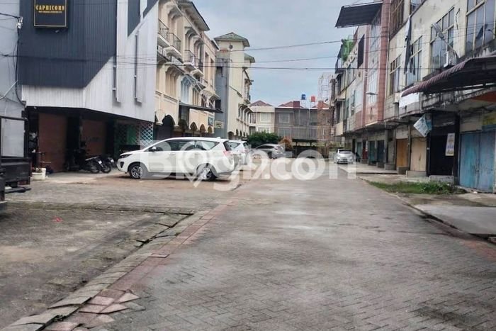 Ruko Dijual di Marpoyan Damai LT 77m2, LB 230m2 untuk Investasi Ruko Dijual di Marpoyan Damai LT 77m2, LB 230m2 untuk Investasi