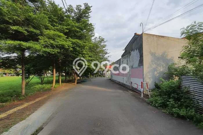 Tanah Disewakan Lokasi Semarang Seluas 295m2 Strategis dan Aman Tanah Disewakan Lokasi Semarang Seluas 295m2 Strategis dan Aman