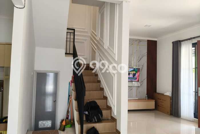 For Sale Rumah 3 Kamar Lokasi Ideal Nyaman dan Strategis di Banyumanik For Sale Rumah 3 Kamar Lokasi Ideal Nyaman dan Strategis di Banyumanik