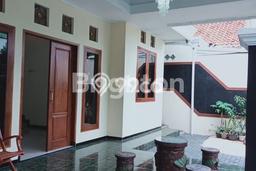 Disewakan Hunian Konsep Modern di Semarang Barat Semarang dengan 5 KT Disewakan Hunian Konsep Modern di Semarang Barat Semarang dengan 5 KT