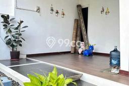 Lokasi strategis! Rumah siap huni disewakan di Mijen LB 130m2 Lokasi strategis! Rumah siap huni disewakan di Mijen LB 130m2