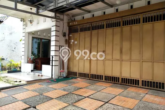 For Sale Rumah 4 Kamar Lokasi Strategis Nyaman dan Strategis di Semarang Barat For Sale Rumah 4 Kamar Lokasi Strategis Nyaman dan Strategis di Semarang Barat