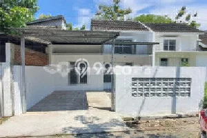 Rumah LT 72m2m² Konsep Modern di Tembalang, Dekat Fasilitas Umum, Semarang Rumah LT 72m2m² Konsep Modern di Tembalang, Dekat Fasilitas Umum, Semarang
