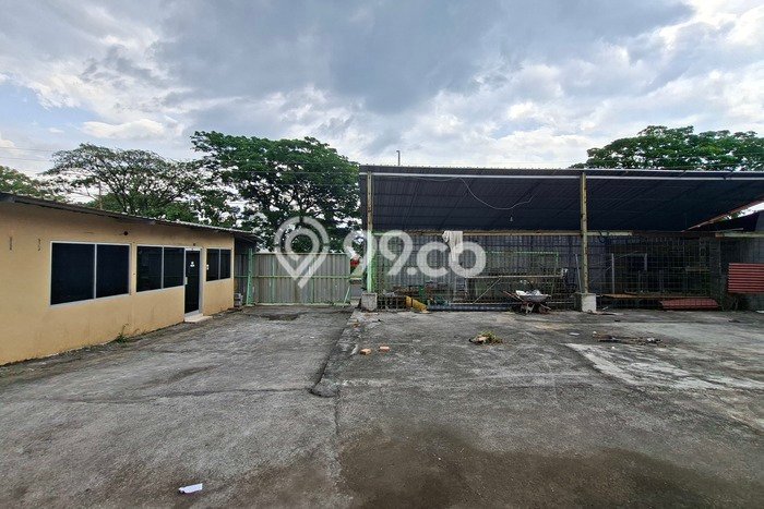 AREA KOMERSIAL! Gudang For Rent Kawasan Semarang Utara, Luas 200m², Area Utama, Ready Usaha AREA KOMERSIAL! Gudang For Rent Kawasan Semarang Utara, Luas 200m², Area Utama, Ready Usaha