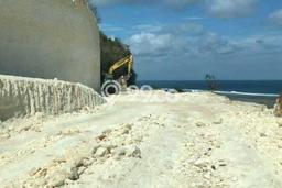 Kavling Tanah di Kuta Selatan Dijual Luas 10000m2 Legalitas SHM Kavling Tanah di Kuta Selatan Dijual Luas 10000m2 Legalitas SHM