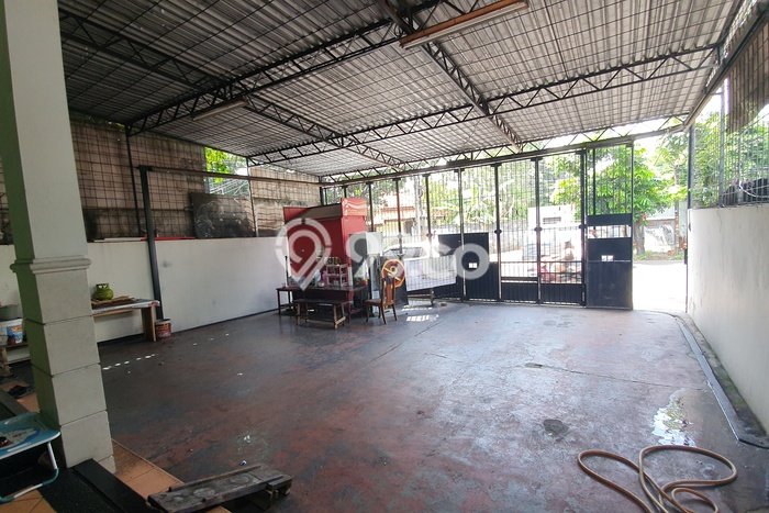Ruko Dijual di Jakarta Barat LT 222m2 & LB 444m2 Lokasi Terbaik! Ruko Dijual di Jakarta Barat LT 222m2 & LB 444m2 Lokasi Terbaik!