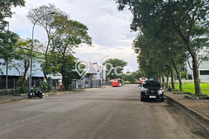 Lahan untuk Dijual Lokasi BSD, Tangerang Selatan Luas 3657m2 SHM Lahan untuk Dijual Lokasi BSD, Tangerang Selatan Luas 3657m2 SHM