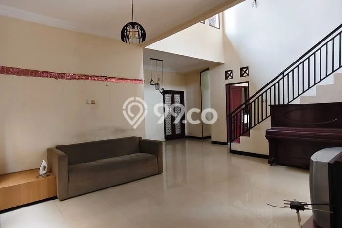 Disewakan Rumah Murah di Tanjung Barat Jakarta Selatan dengan 4 KT Disewakan Rumah Murah di Tanjung Barat Jakarta Selatan dengan 4 KT