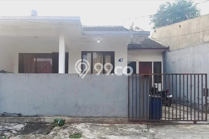 Rumah Strategis Modern Lb 125m2 di Ciputat Timur, Tangerang Selatan Rumah Strategis Modern Lb 125m2 di Ciputat Timur, Tangerang Selatan