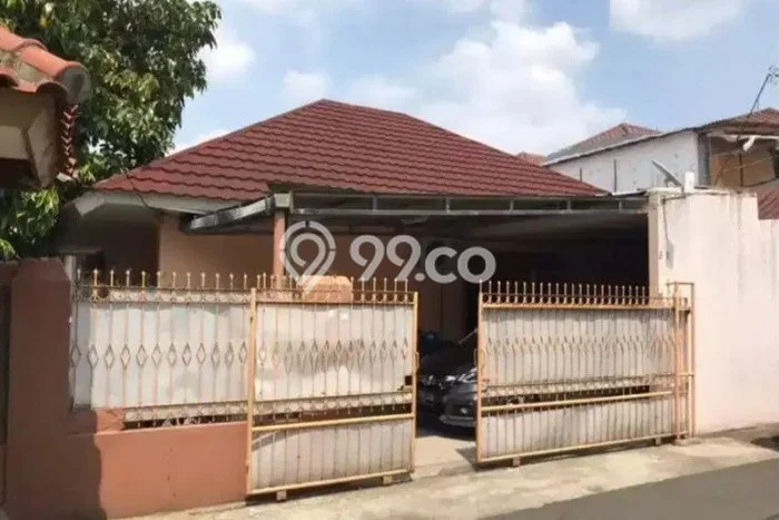 Dijual Rumah Luas Elegan Dengan View Cantik di Cipinang, Jakarta Timur Dijual Rumah Luas Elegan Dengan View Cantik di Cipinang, Jakarta Timur