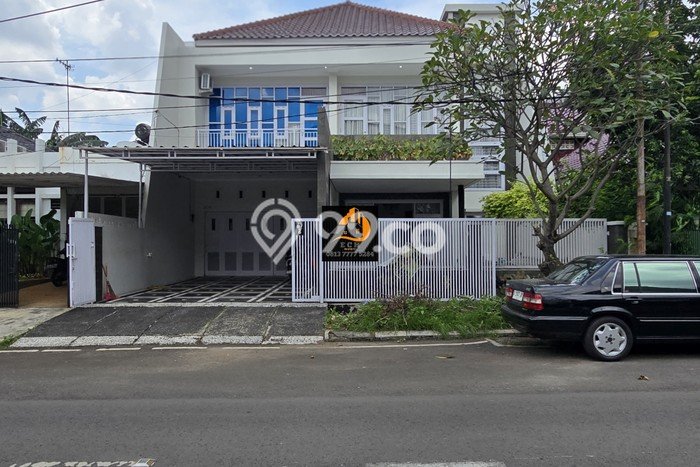 Hunian Eksklusif Dijual LT 333m2 di Duren Sawit, Jakarta Timur Hunian Eksklusif Dijual LT 333m2 di Duren Sawit, Jakarta Timur