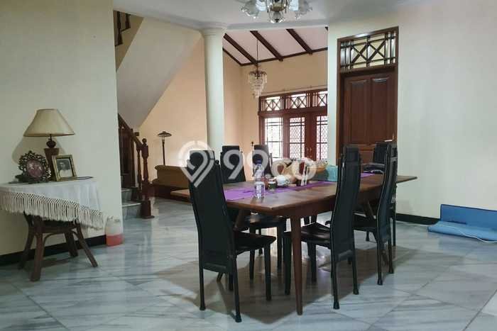 Hot Offer Hunian Mewah Ideal dan Luas di Ciracas, Jakarta Timur Hot Offer Hunian Mewah Ideal dan Luas di Ciracas, Jakarta Timur