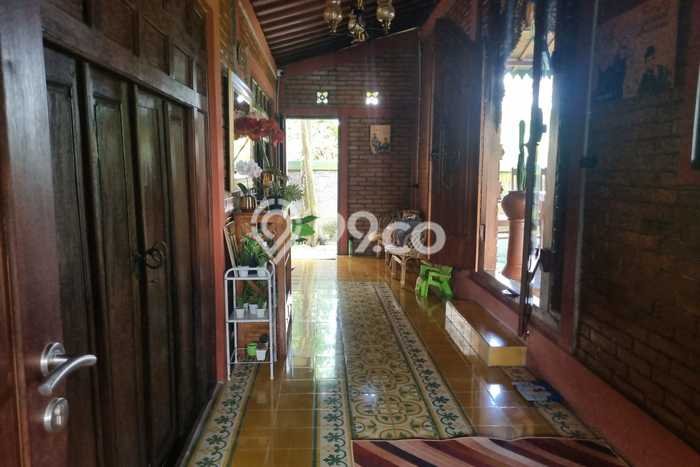 Dijual Vila Kawasan Turi, Luas 1019m2m², Akses mudah fasilitas Dijual Vila Kawasan Turi, Luas 1019m2m², Akses mudah fasilitas