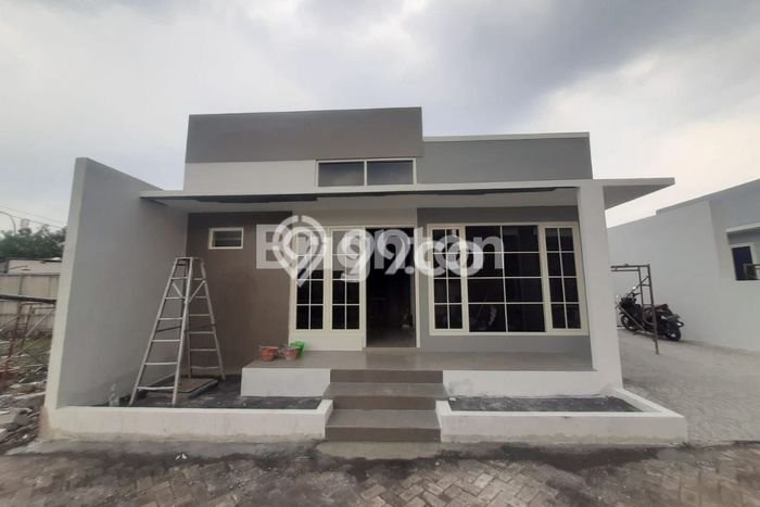 Rumah Minimalis 2 KT di Manukan Surabaya Unfurnished Rumah Minimalis 2 KT di Manukan Surabaya Unfurnished