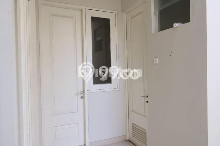 Rumah Elit Modern Siap Huni di Buntaran Surabaya Rumah Elit Modern Siap Huni di Buntaran Surabaya
