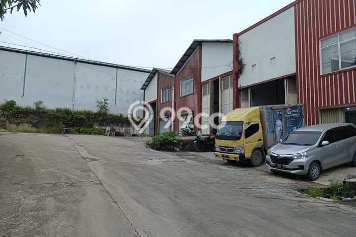 Gudang untuk disewa di Sungai Pinang punya LT 375m2 & LB 300m2 harga sewa kompetitif Gudang untuk disewa di Sungai Pinang punya LT 375m2 & LB 300m2 harga sewa kompetitif