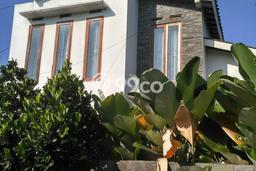 Rumah Modern Cantik 5 Kamar Bisa Langsung Pindah di Cibiru Rumah Modern Cantik 5 Kamar Bisa Langsung Pindah di Cibiru