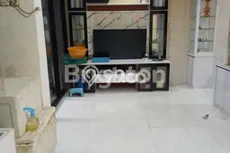 Rumah Elit Modern Tanpa Renovasi di Teluk Gong Jakarta Utara Rumah Elit Modern Tanpa Renovasi di Teluk Gong Jakarta Utara