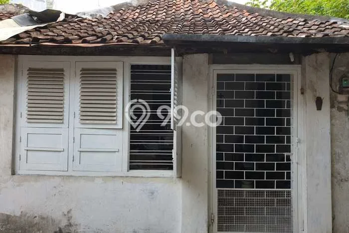 Hunian Cantik Minimalis Lb 165m2 di Genteng, Surabaya Hunian Cantik Minimalis Lb 165m2 di Genteng, Surabaya