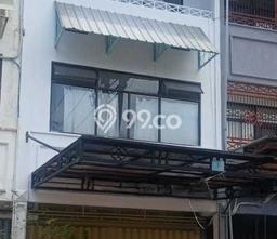 Unit Ruko Dijual di Surabaya LT 67m2 & LB 202m2 Unit Ruko Dijual di Surabaya LT 67m2 & LB 202m2